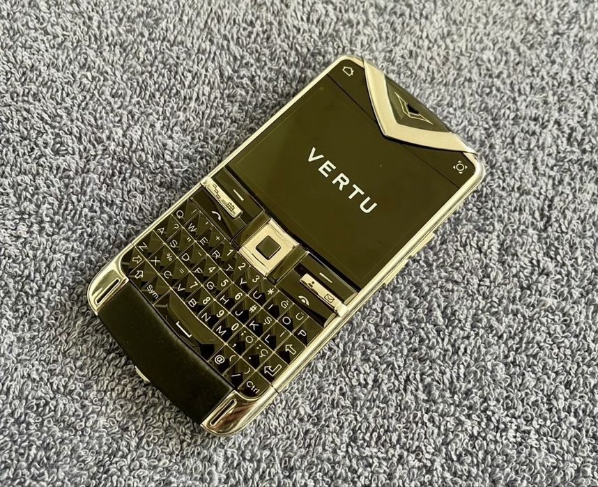 Vertu Constellation Quest