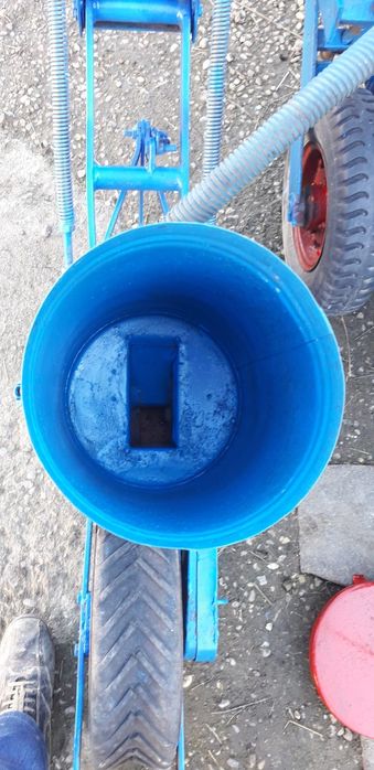 Vând semănătoare S.P.C 4 de Piatra Neamț