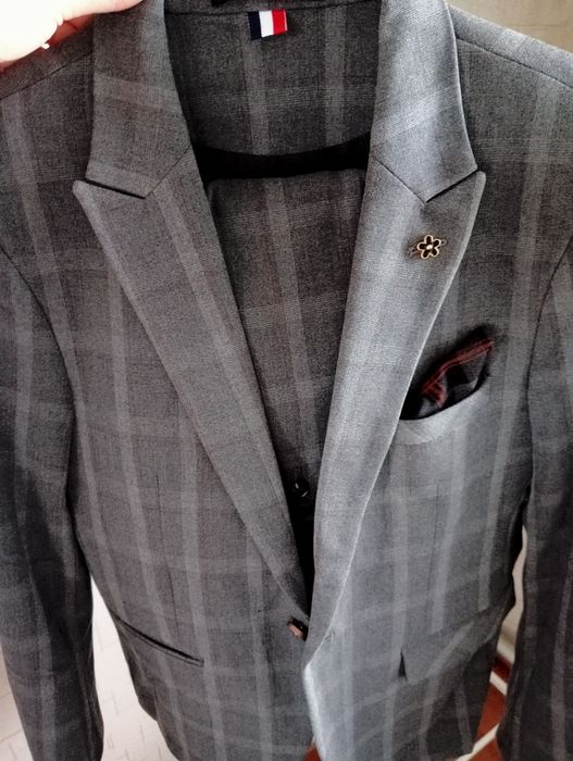 Продам костюм 2-ка