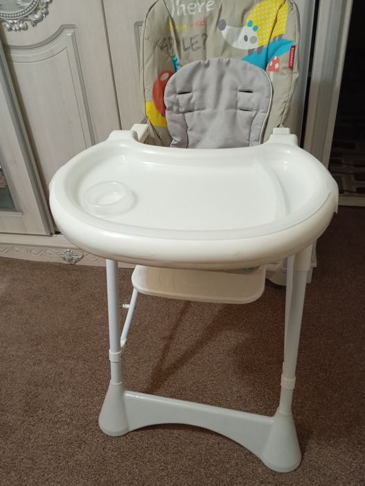 Стульчик для кормления ребенка
