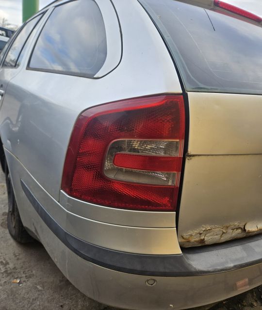 Capota motor Skoda Octavia 2004 2.0 TDI MT (140 hp)