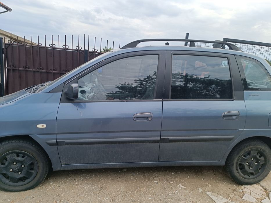 Колата се продава на части