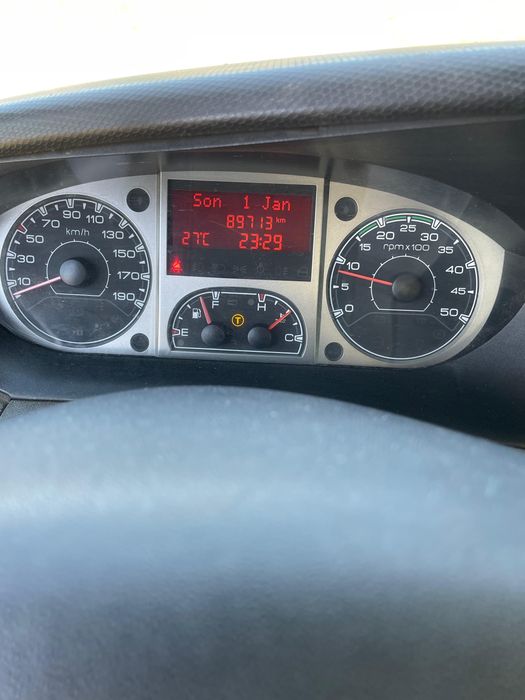 Iveco Daily 35C 50C14 80.000km benzina + gaz (CNG) cu atelier mobil Cat B 3500kg