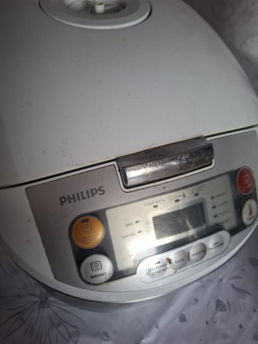 Мультиварка . Бу. Продаётся. Цена 5500.