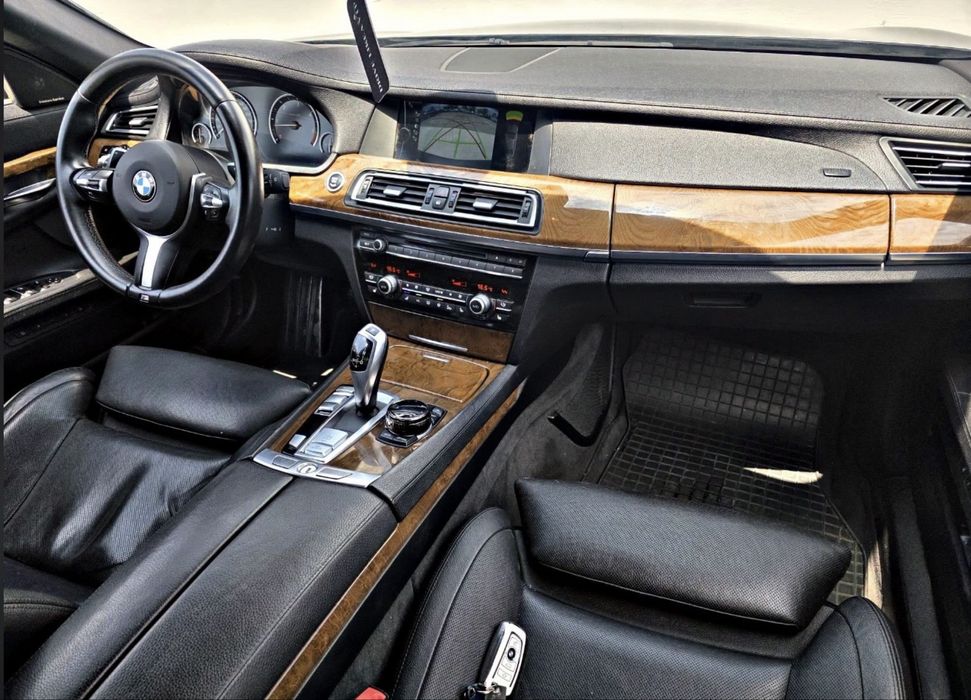Bmw 740D/2011/306CP