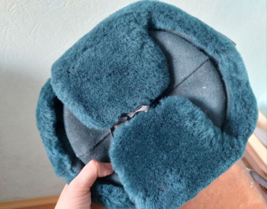 Тёплая натуральная шапка мужская