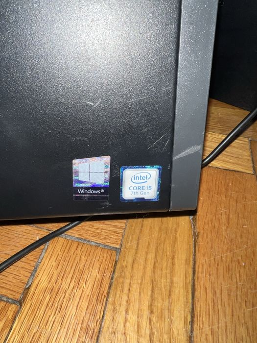 Vand pc thinkpad i5 a7 gen + monitor samsung