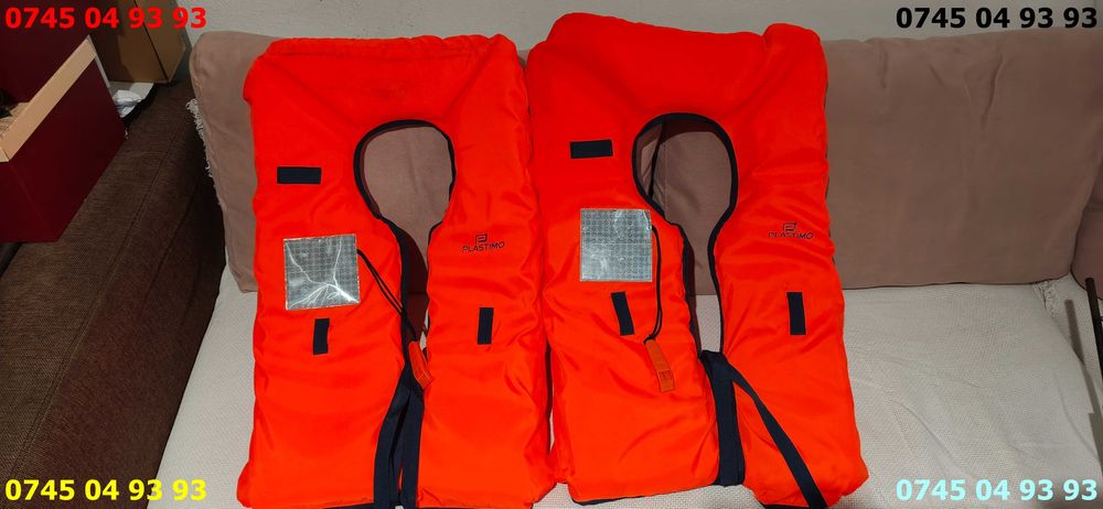 veste de salvare NOI pret pe ambele marimi diferite  50 54 L si XL si celalta 42 48 M