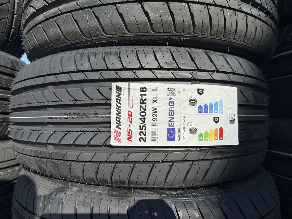 Anvelope Noi 225/40/18 NanKang