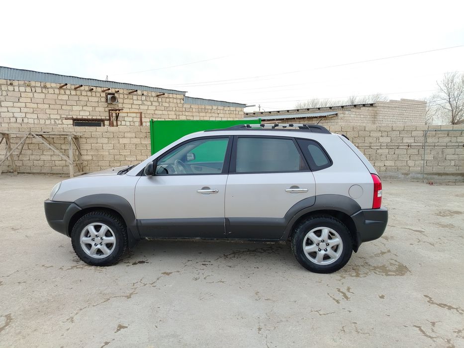 Хюндай туксон 2005 2 литр