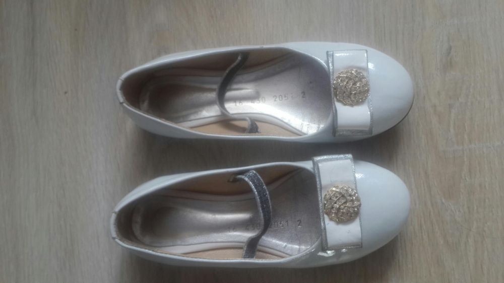 Туфли белые, чёрные 32 Тифлани