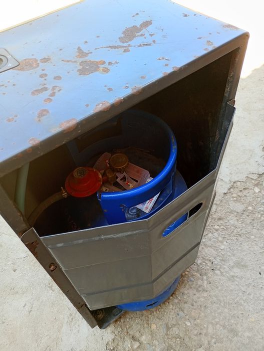Sobă pe gaz Delonghi