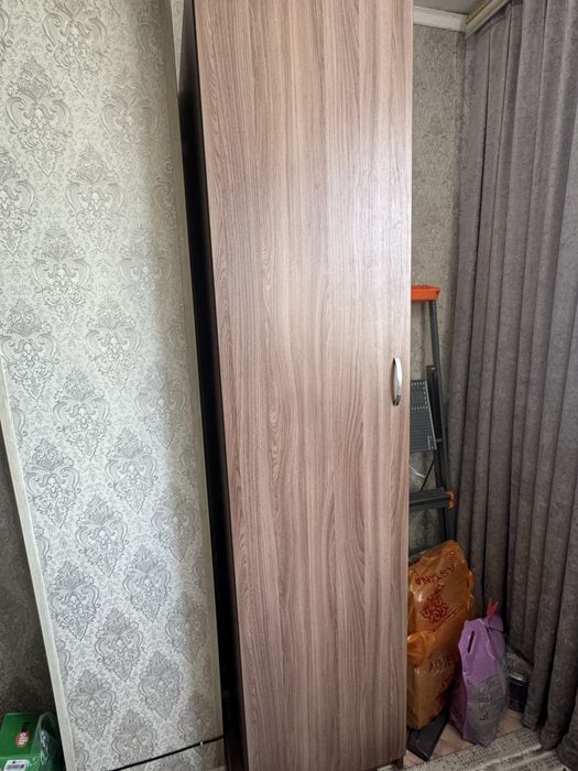 продаются шкафы все, цена 5000