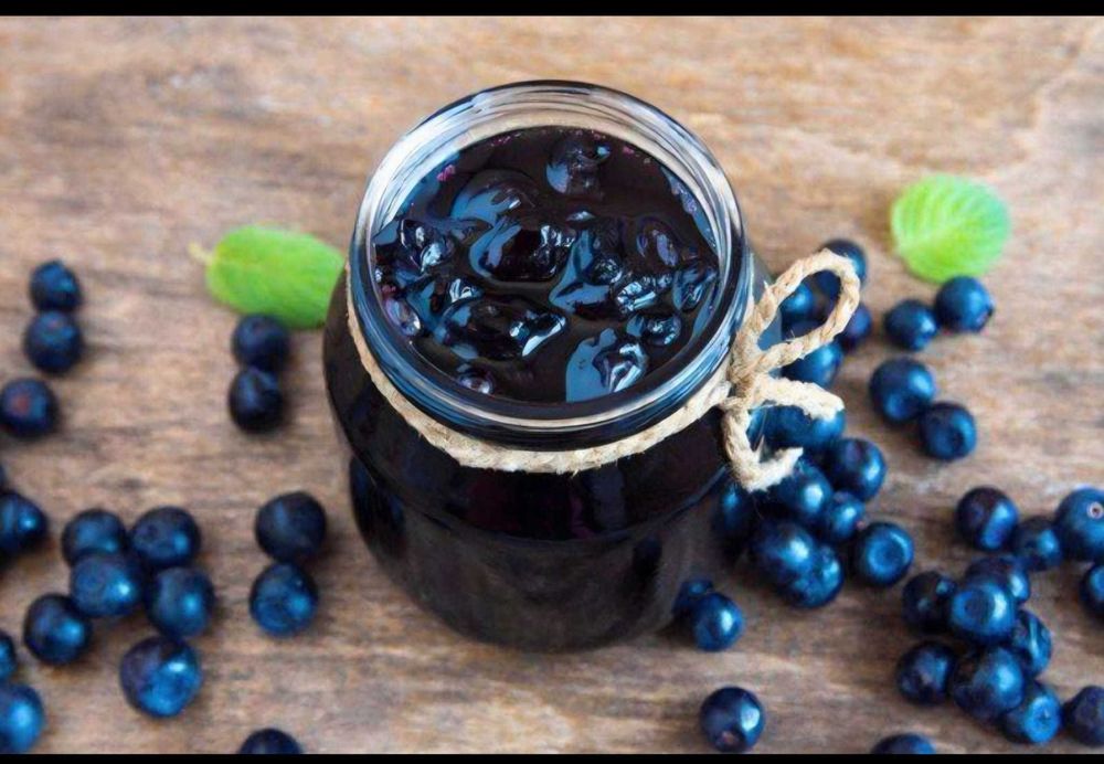 Dulceata de afine de padure pentru papanași