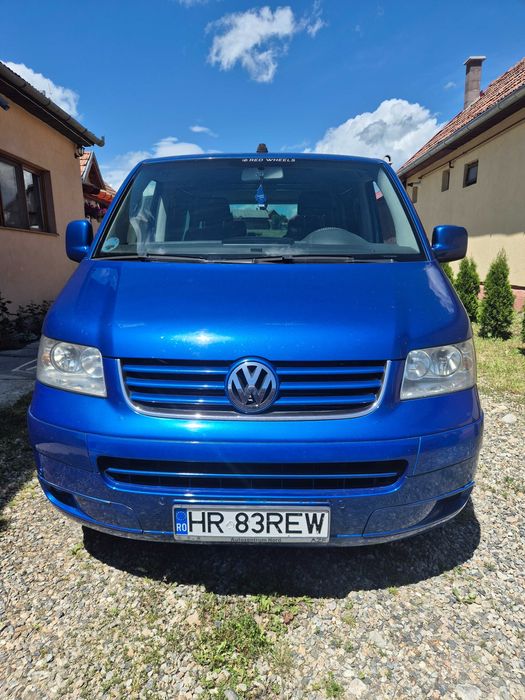VOLKSWAGEN Multivan 2004