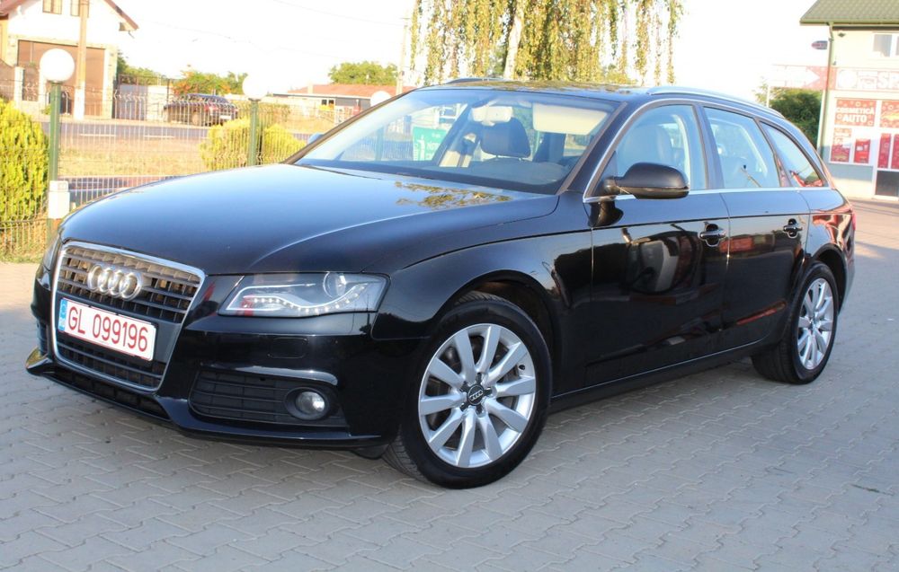 Audi A4/143Cai/CAGA/Manual/Piele