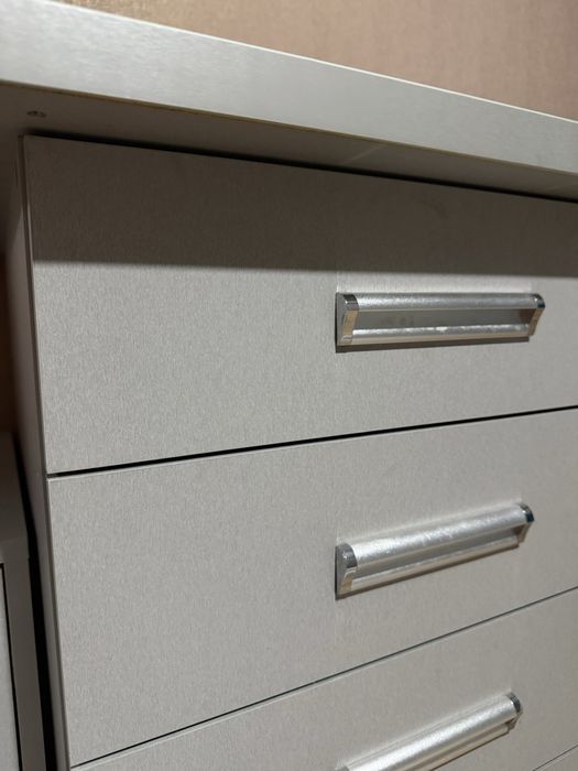 Гарнитур в детскую комнату