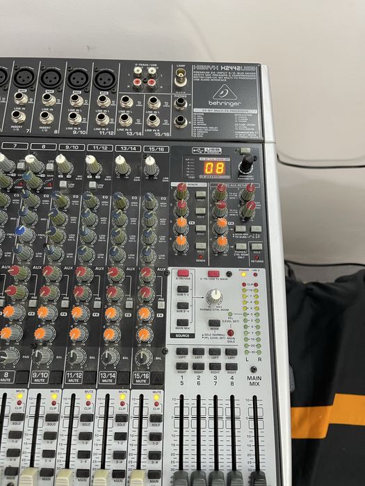 Behringer Xenyx x2442 usb