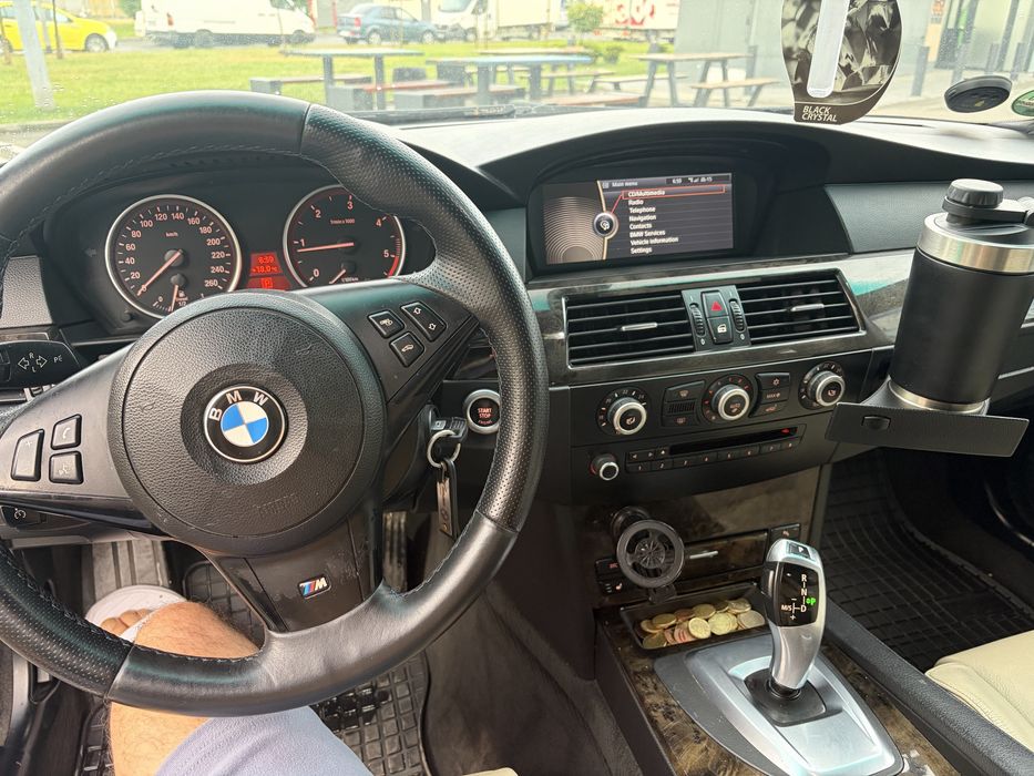BMW 5 Series 2009 — imagine 5