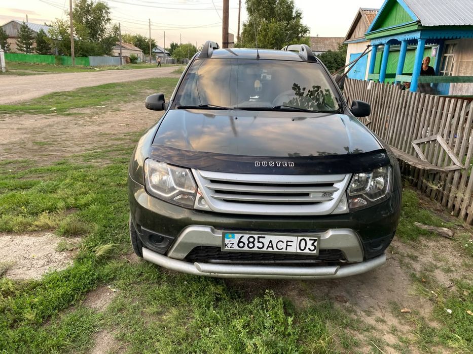 Продам Renault duster 2016.  2.0 4wd
