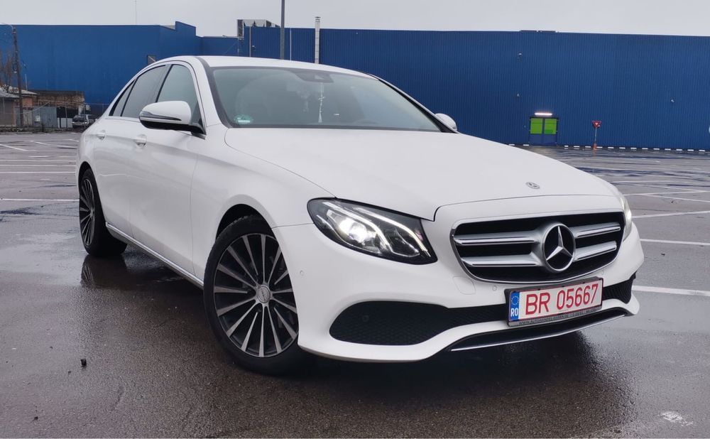 MERCEDES-BENZ E-Class 2018