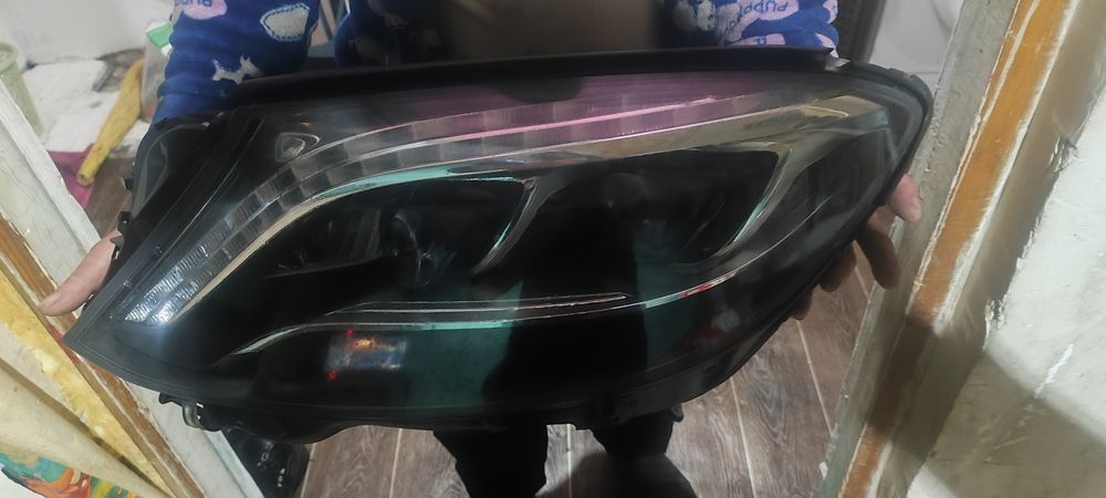 Фара передняя на Мерседес 222