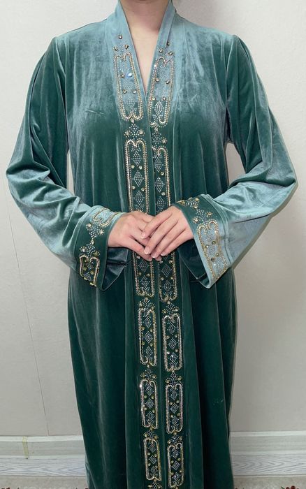 Женский велюровый шапан