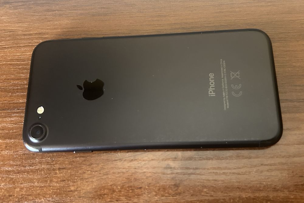 Iphone 7 32Gb черный