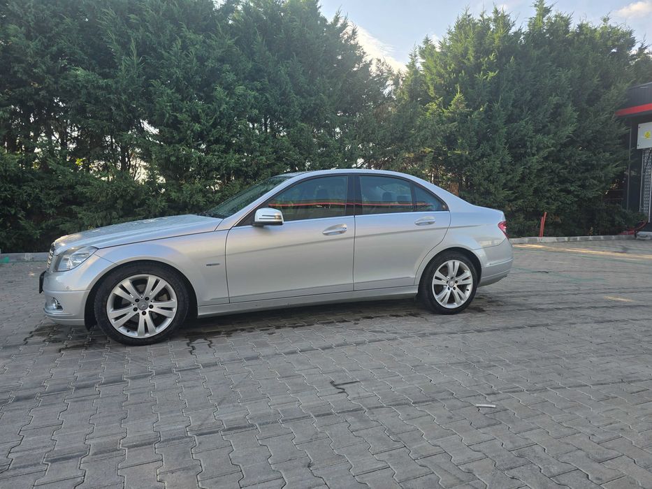 MERCEDES-BENZ C-Class 2011 — imagine 4