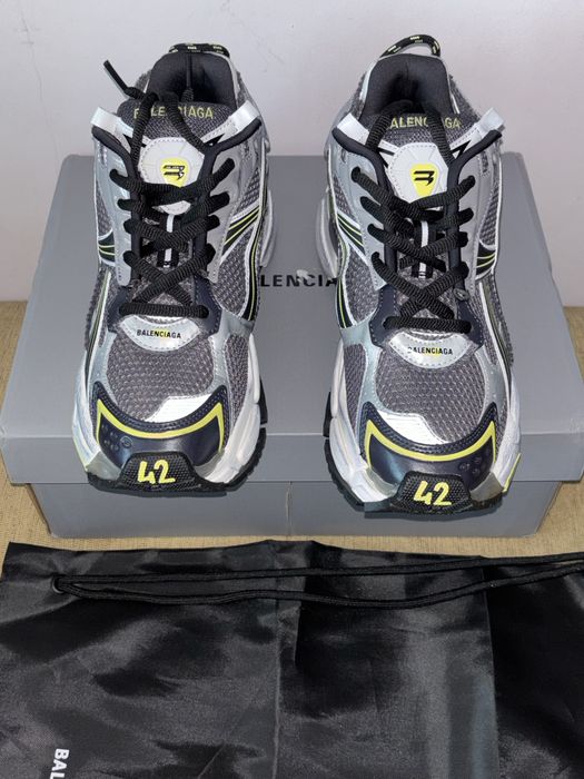 Balenciaga Runner