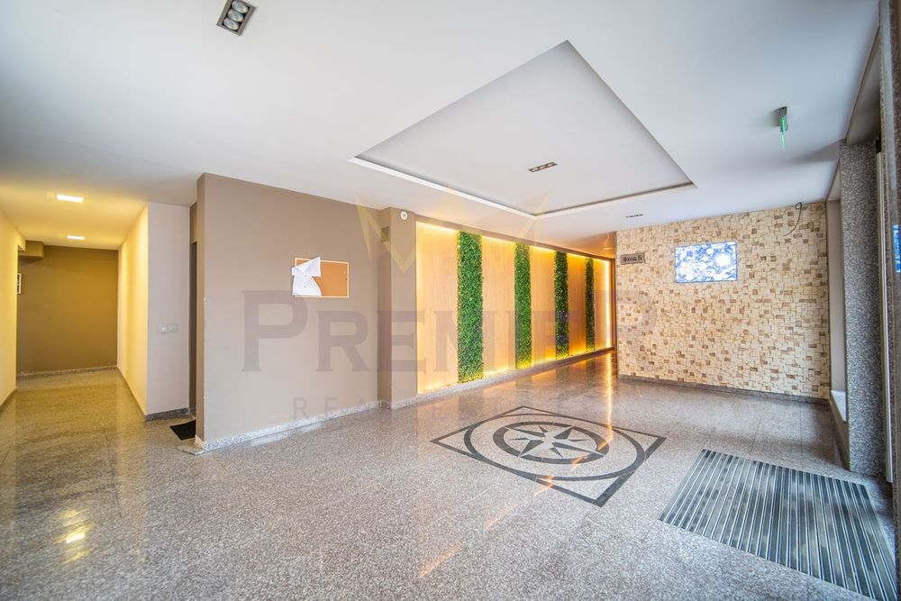 Продава се Тристаен апартамент в Варна, м-т Траката - 108 кв.м за 1370 €/кв.м - Снимка #12