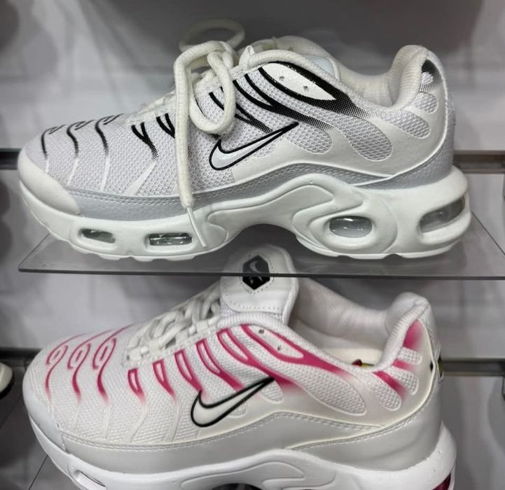 Нови обувки Nike air max Tn