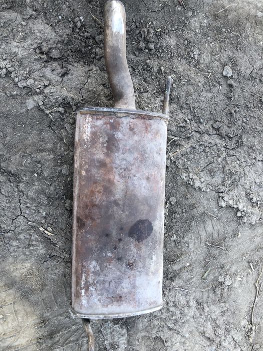 Продам глушак гольф 3