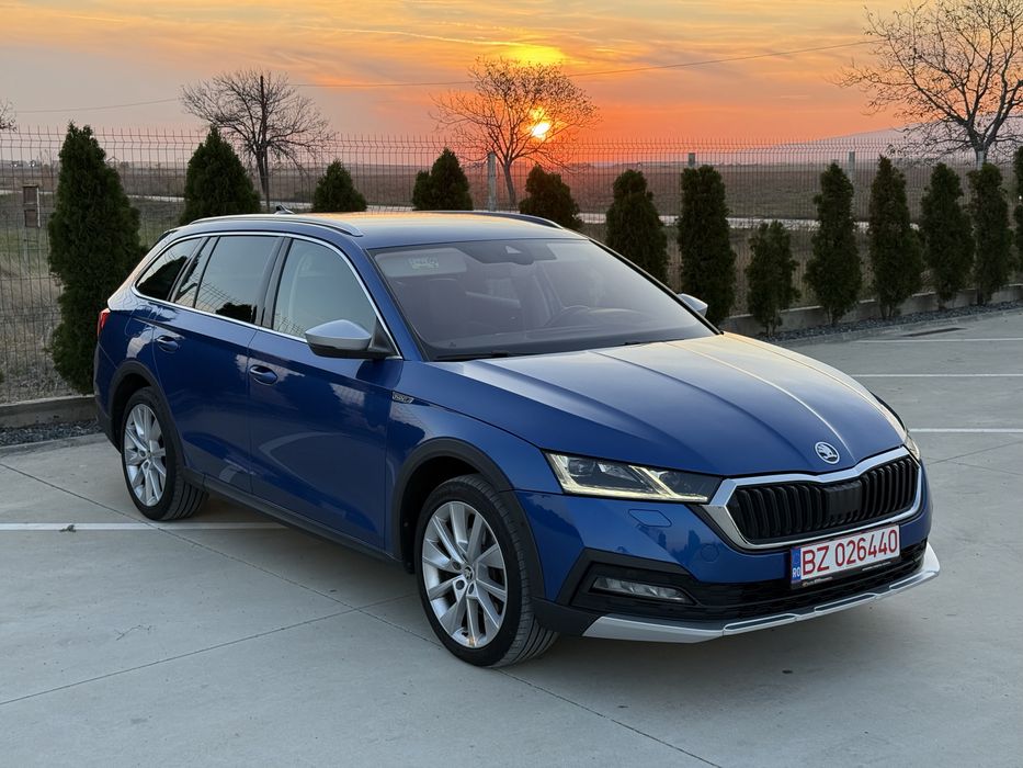 Skoda Octavia Scout DSG 4X4 matrix/Distronic/Heas Up Display