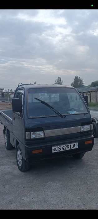 Damas labo sotiladi