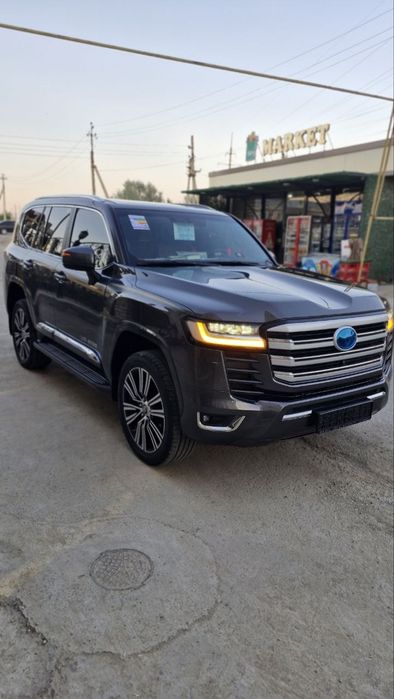 Toyota Land Cruser 300VX VGR   Японка 2023год 35 турбинаматор фулпазит