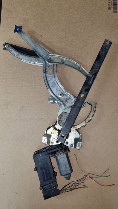 колодки  передние ПассаТ  б4