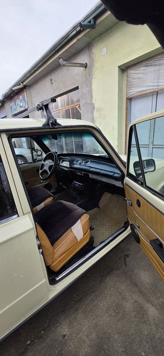 Vaz 2101 retro srochna sotiladi