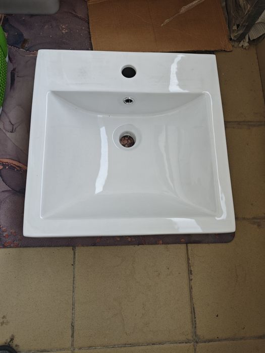 Раковины 2 штуки на столешницу...