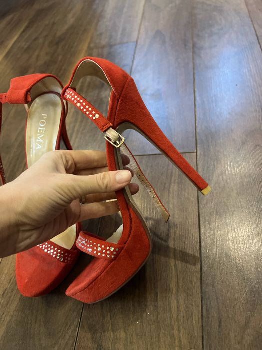 Sandale cu toc LK Bennett