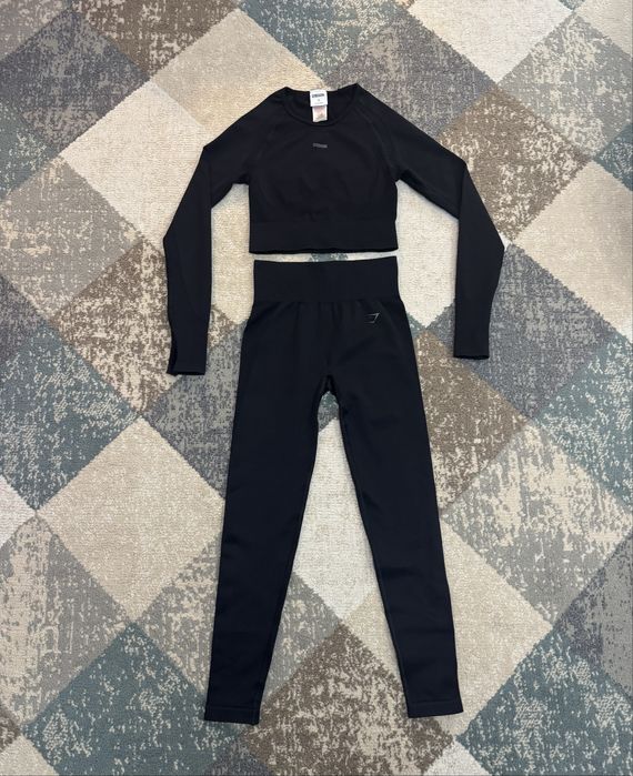 Дамски комплект GYMSHARK