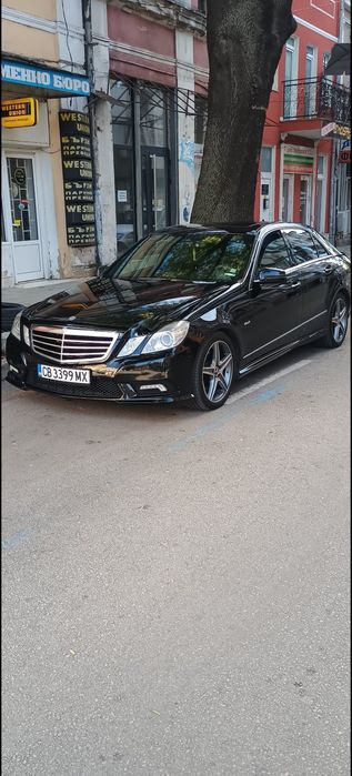 Продавам Мерцедес Е350 AMG спорт пакет