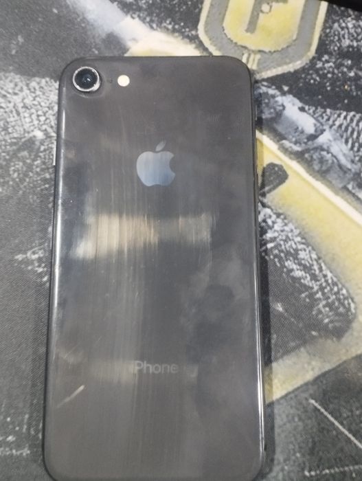 Iphone 8sotiladi srocna