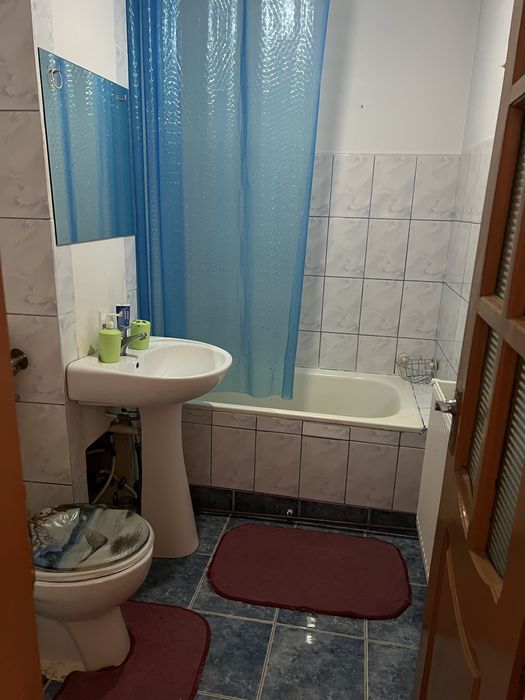 Ofer spre inchiriere garsonieră in Siret