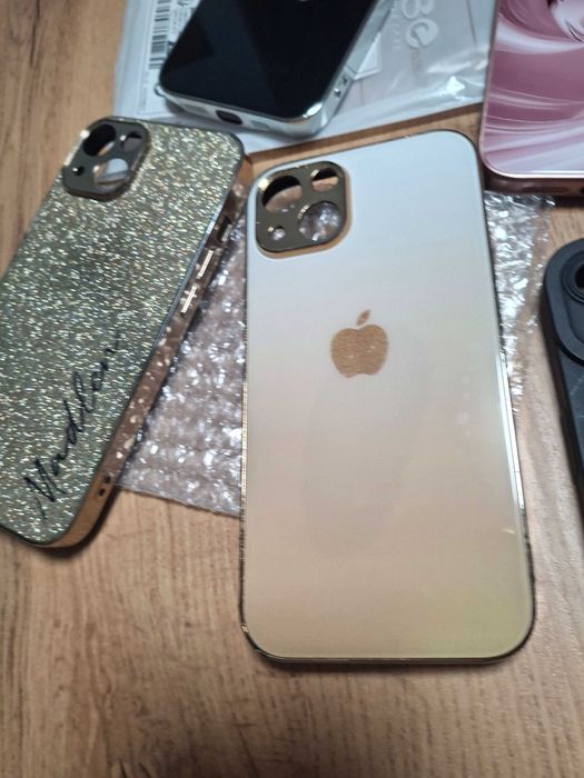 iPhone 13 кейсове