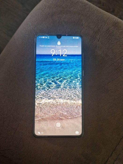 Телефон Huawei P30