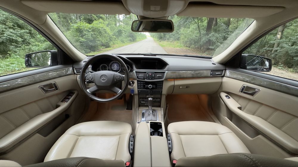 Mercedes E-Class  E 220 CDI / W212