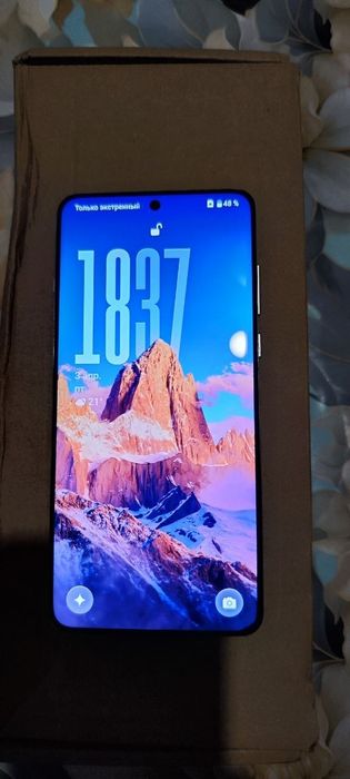 Продается телефон OnePlus 13 16/512GB India Global Version