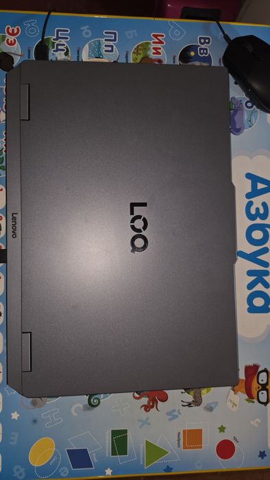 Lenovo LOQ 17 IRX10