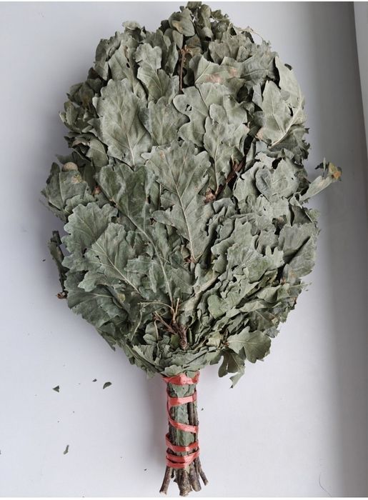 Подарочный букет из веника